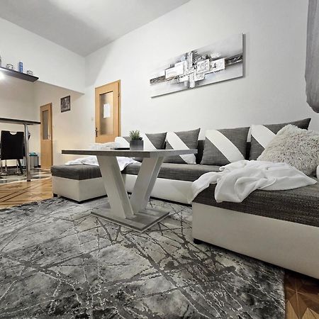 Elite Residence Flos Orebic Bagian luar foto